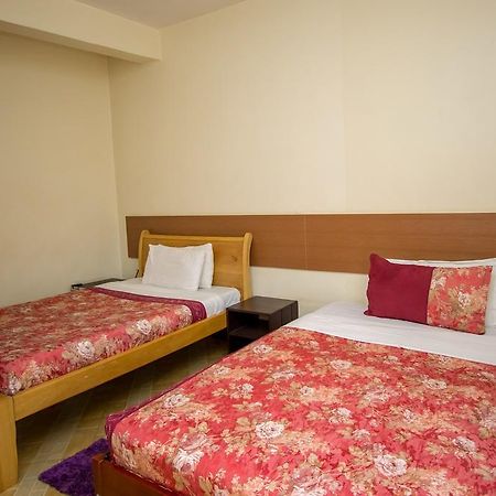 Grand Global Hotel Kampala Kültér fotó