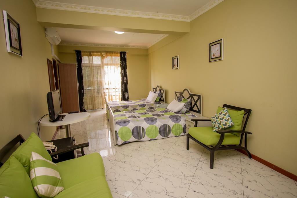 Grand Global Hotel Kampala Kültér fotó
