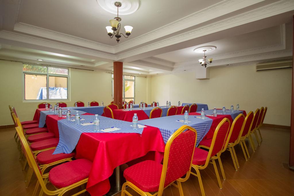 Grand Global Hotel Kampala Kültér fotó