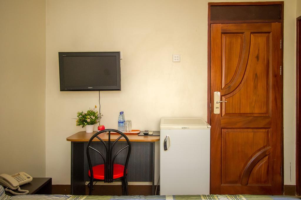 Grand Global Hotel Kampala Kültér fotó