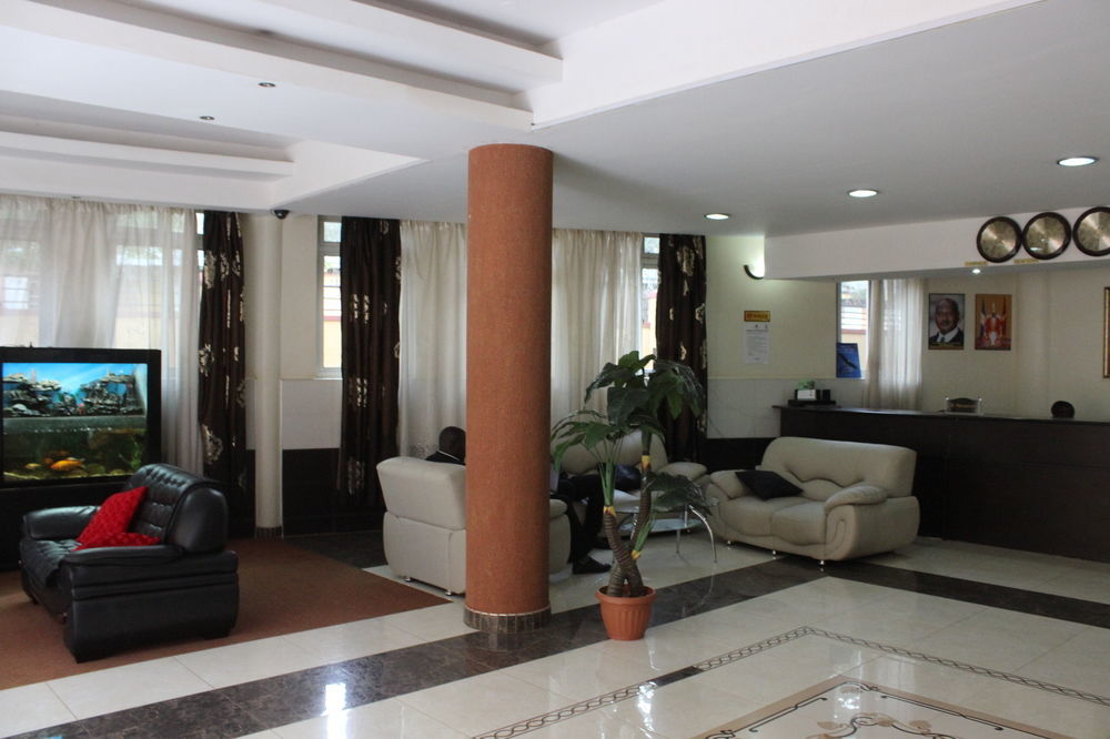 Grand Global Hotel Kampala Kültér fotó