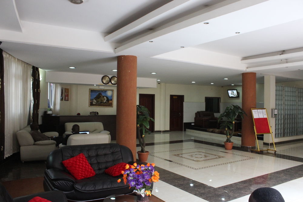 Grand Global Hotel Kampala Kültér fotó