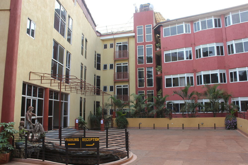 Grand Global Hotel Kampala Kültér fotó