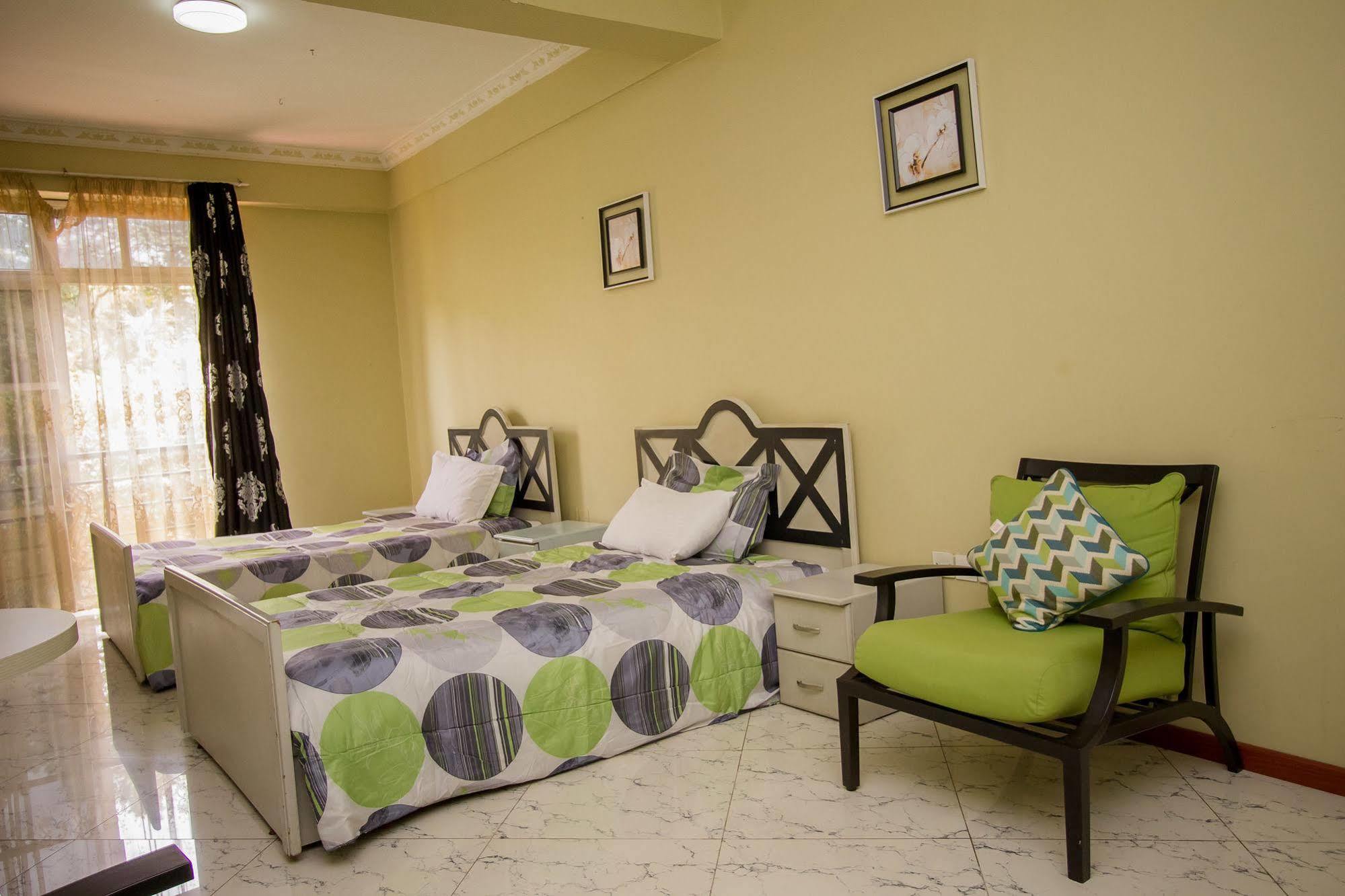Grand Global Hotel Kampala Kültér fotó