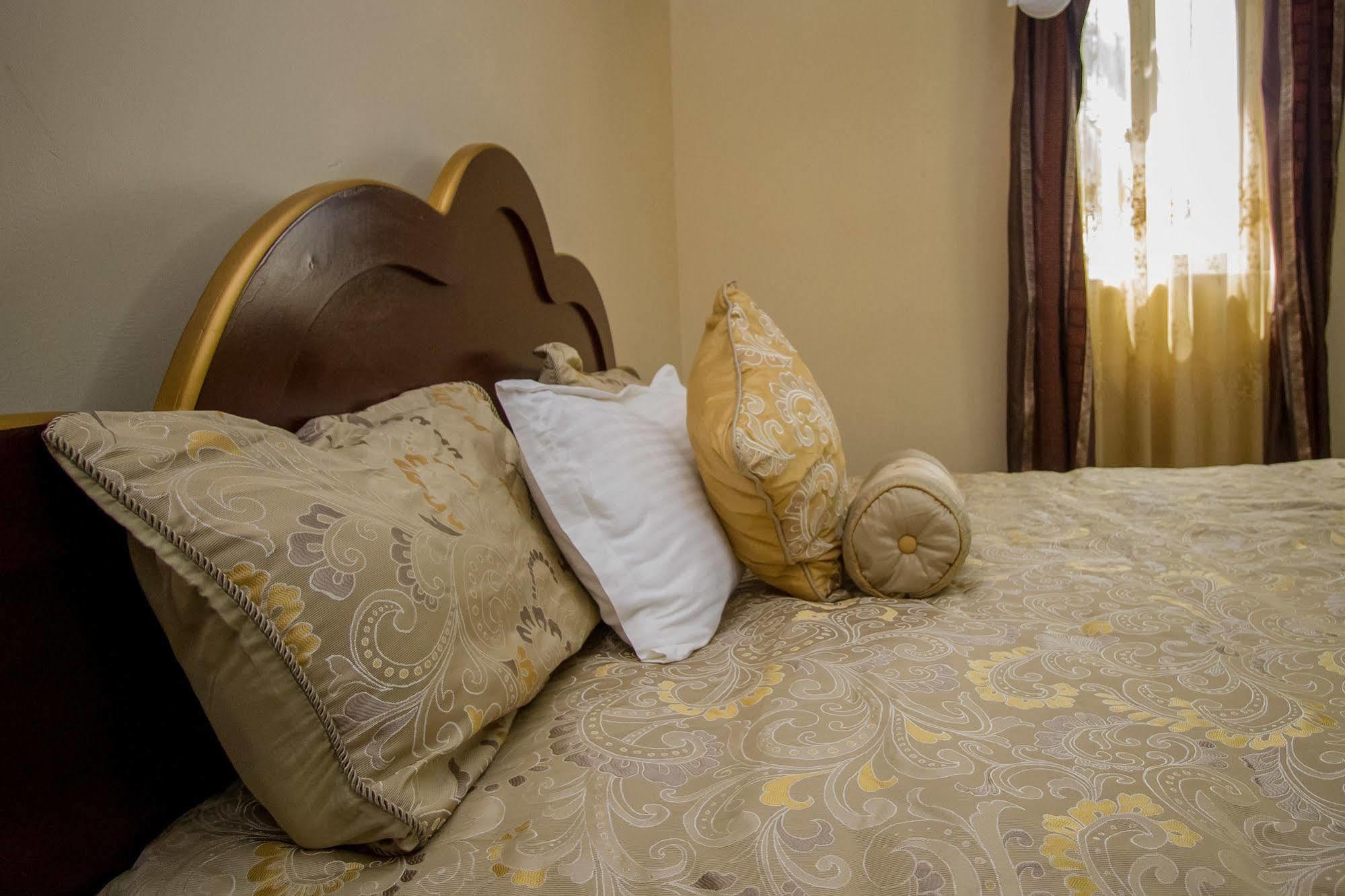 Grand Global Hotel Kampala Kültér fotó